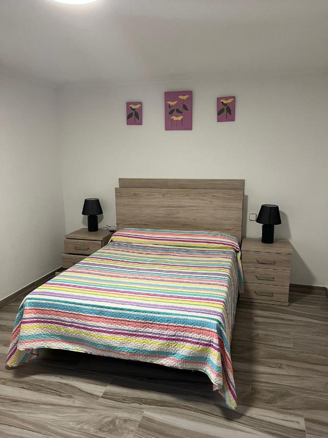Apartamentos Joaquina Tagle Bagian luar foto
